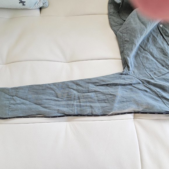 Vince Classic Fit Linen Button Up Shirts Bundle (x2) - Picture 10 of 16